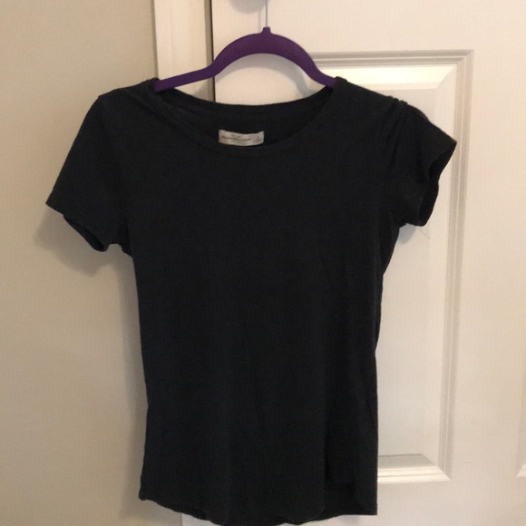 Plain Black Fitted Tee Shirt: Abercrombie & Fitch - Picture 3 of 4